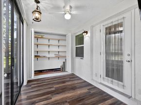 206 Pine Hov Circle C1, Greenacres FL 33463