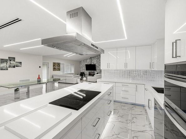 10603 Boca Woods Lane, Boca Raton FL 33428