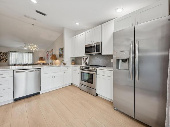 441 Midsummer Court, Royal Palm Beach FL 33411