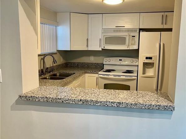 2201 NE 135th Ln, North Miami Beach FL 33181