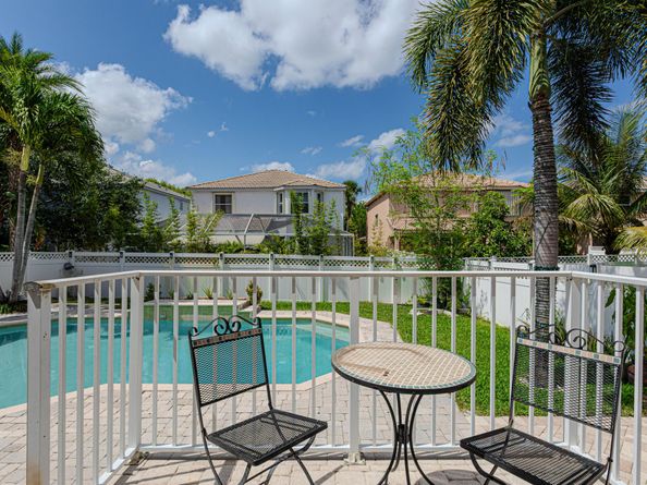 1534 Running Oak Lane, Royal Palm Beach FL 33411