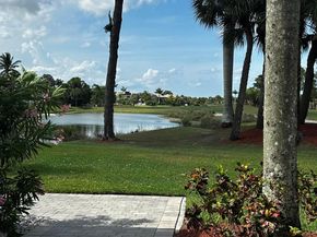 1534 Running Oak Lane, Royal Palm Beach FL 33411