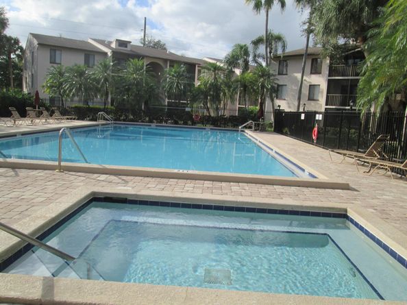 209 Foxtail Drive G1, Greenacres FL 33415