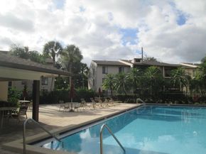 209 Foxtail Drive G1, Greenacres FL 33415