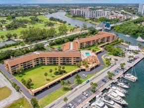 1030 Us Highway 1 103, North Palm Beach FL 33408