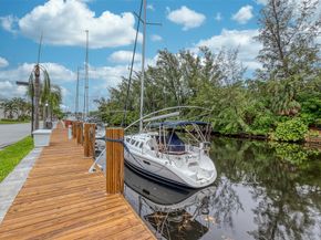 6245 Bay Club Dr 3, Fort Lauderdale FL 33308