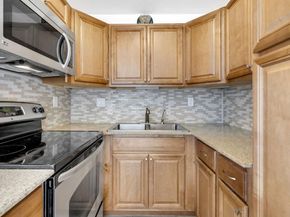 2970 NE 16th Ave 211, Oakland Park FL 33334