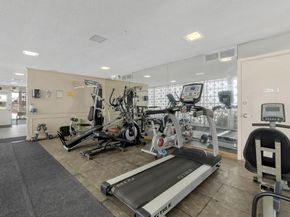 2970 NE 16th Ave 211, Oakland Park FL 33334