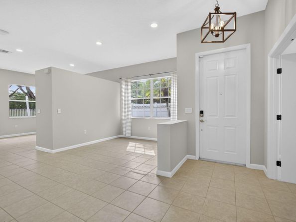 1475 Running Oak Lane, Royal Palm Beach FL 33411