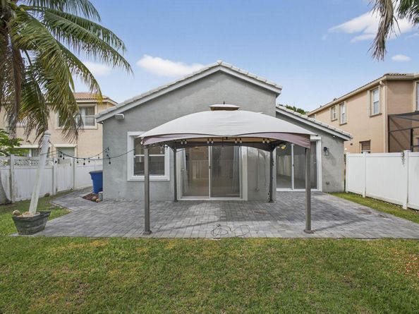 1475 Running Oak Lane, Royal Palm Beach FL 33411