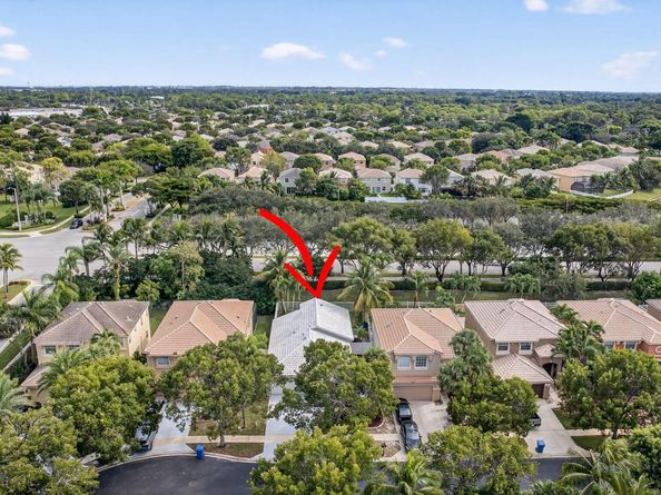 1475 Running Oak Lane, Royal Palm Beach FL 33411