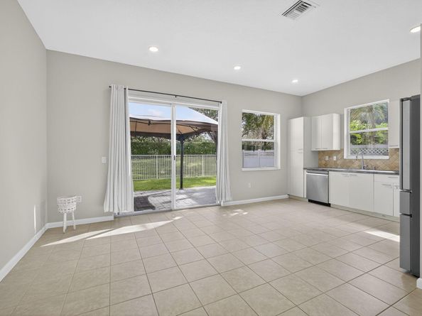 1475 Running Oak Lane, Royal Palm Beach FL 33411