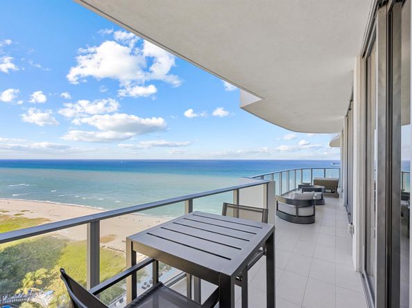 3100 N Ocean Drive H1702, Singer Island FL 33404