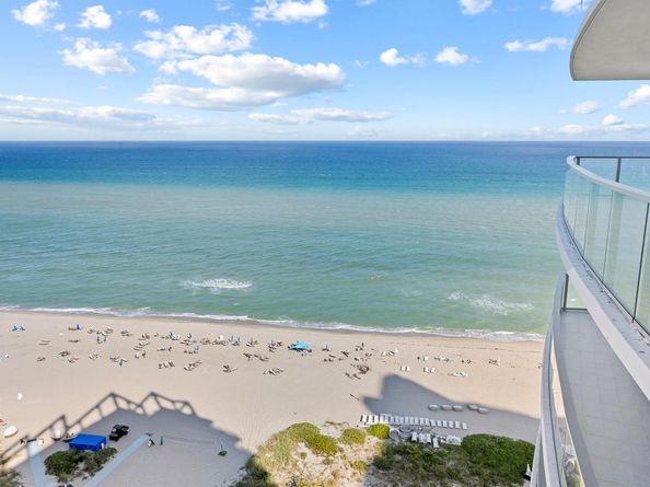 3100 N Ocean Drive H1702, Singer Island FL 33404