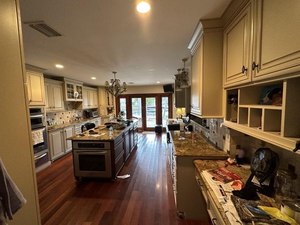 418 Alamanda Dr, Hallandale Beach FL 33009