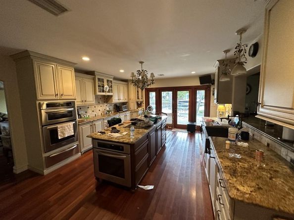 418 Alamanda Dr, Hallandale Beach FL 33009