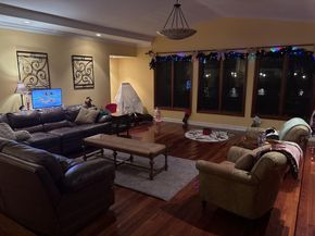 418 Alamanda Dr, Hallandale Beach FL 33009