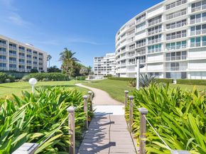 2780 S Ocean Boulevard 311, Palm Beach FL 33480