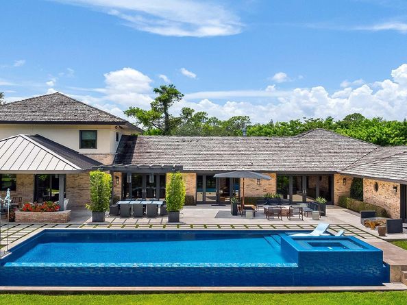 3 Peacock Lane, Village Of Golf FL 33436