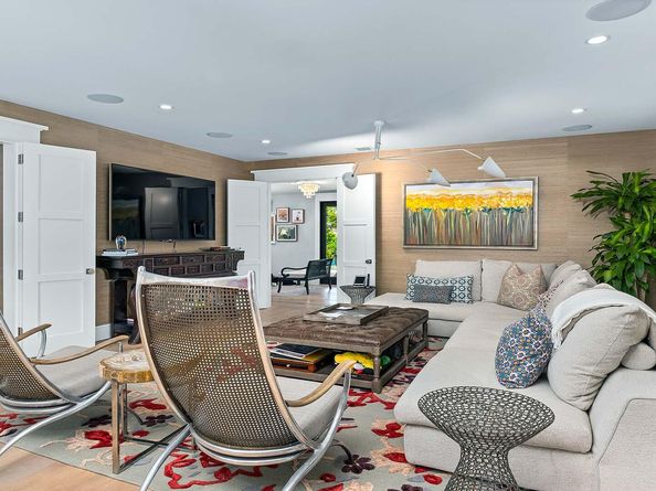 3 Peacock Lane, Village Of Golf FL 33436