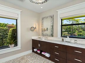 3 Peacock Lane, Village Of Golf FL 33436