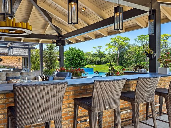 3 Peacock Lane, Village Of Golf FL 33436