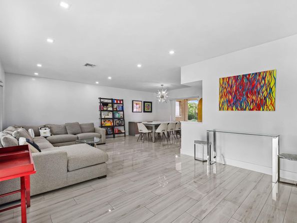 3500 N 46th Ave, Hollywood FL 33021