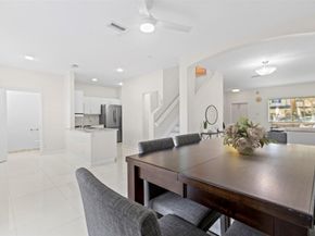 4722 Lago Vista Dr 4722, Coconut Creek FL 33073