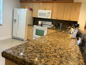 1400 NW 45th Street B7, Deerfield Beach FL 33064