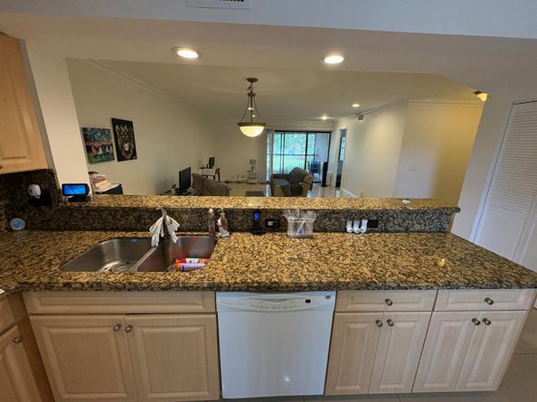 1400 NW 45th Street B7, Deerfield Beach FL 33064