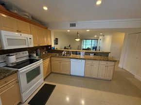 1400 NW 45th Street B7, Deerfield Beach FL 33064