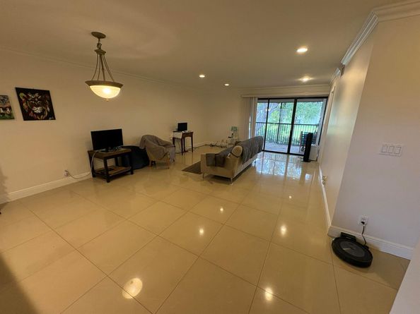 1400 NW 45th Street B7, Deerfield Beach FL 33064