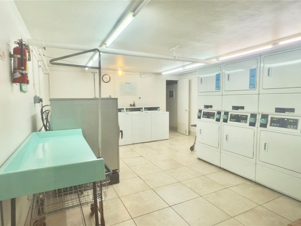 1200 SW 12th St 305, Fort Lauderdale FL 33315