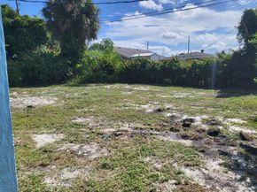 1119 W 32nd Street, Riviera Beach FL 33404