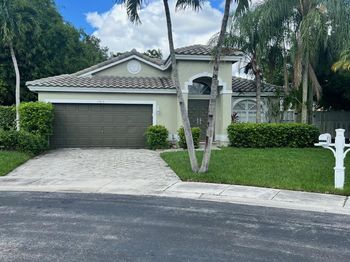 13813 NW 22nd St