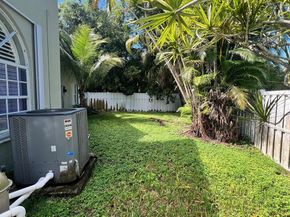 13813 NW 22nd St, Sunrise FL 33323
