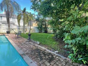 13813 NW 22nd St, Sunrise FL 33323