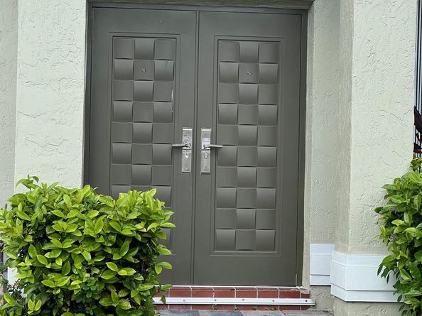 13813 NW 22nd St, Sunrise FL 33323
