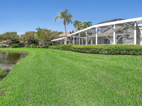 216 Eagleton Lake Boulevard, Palm Beach Gardens FL 33418