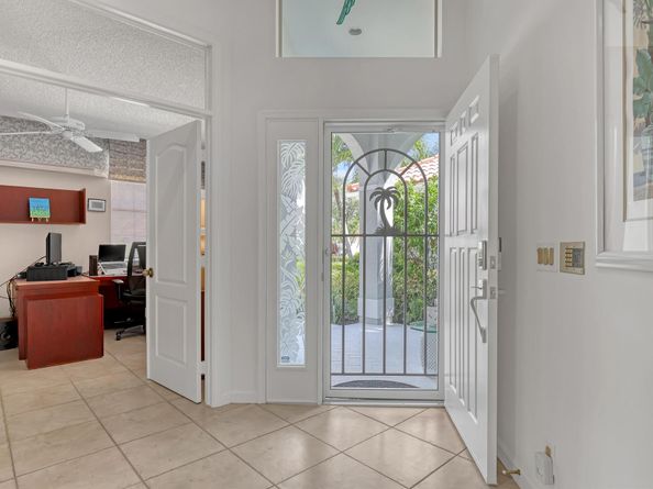 216 Eagleton Lake Boulevard, Palm Beach Gardens FL 33418