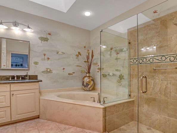 216 Eagleton Lake Boulevard, Palm Beach Gardens FL 33418
