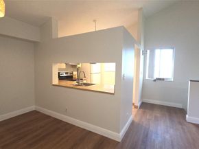 608 Gardens Dr 204, Pompano Beach FL 33069