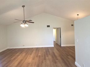 608 Gardens Dr 204, Pompano Beach FL 33069