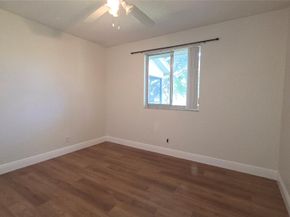 608 Gardens Dr 204, Pompano Beach FL 33069