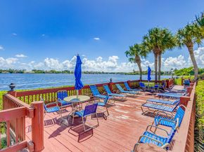 102 Half Moon Circle B3, Hypoluxo FL 33462