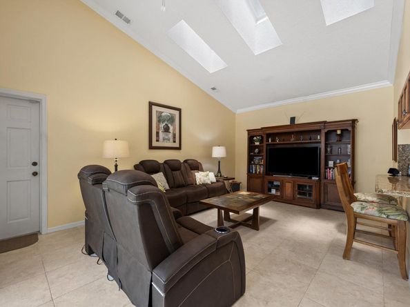17104 Crossgate Drive, Jupiter FL 33477