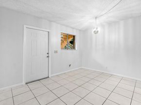 1876 Fairview Villas Drive 3, Palm Springs FL 33406