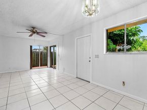 1876 Fairview Villas Drive 3, Palm Springs FL 33406