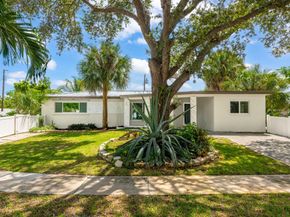 2298 NE 4th Avenue, Boca Raton FL 33486