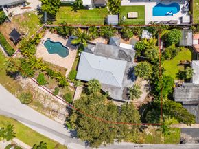 2298 NE 4th Avenue, Boca Raton FL 33486